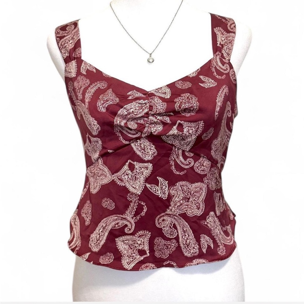 plum pink & white satin paisley top 🍇